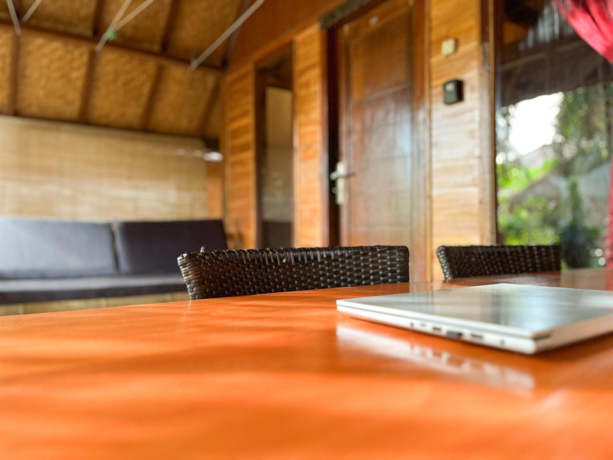 Little Bear Bungalows Gili Air Ngoại thất bức ảnh