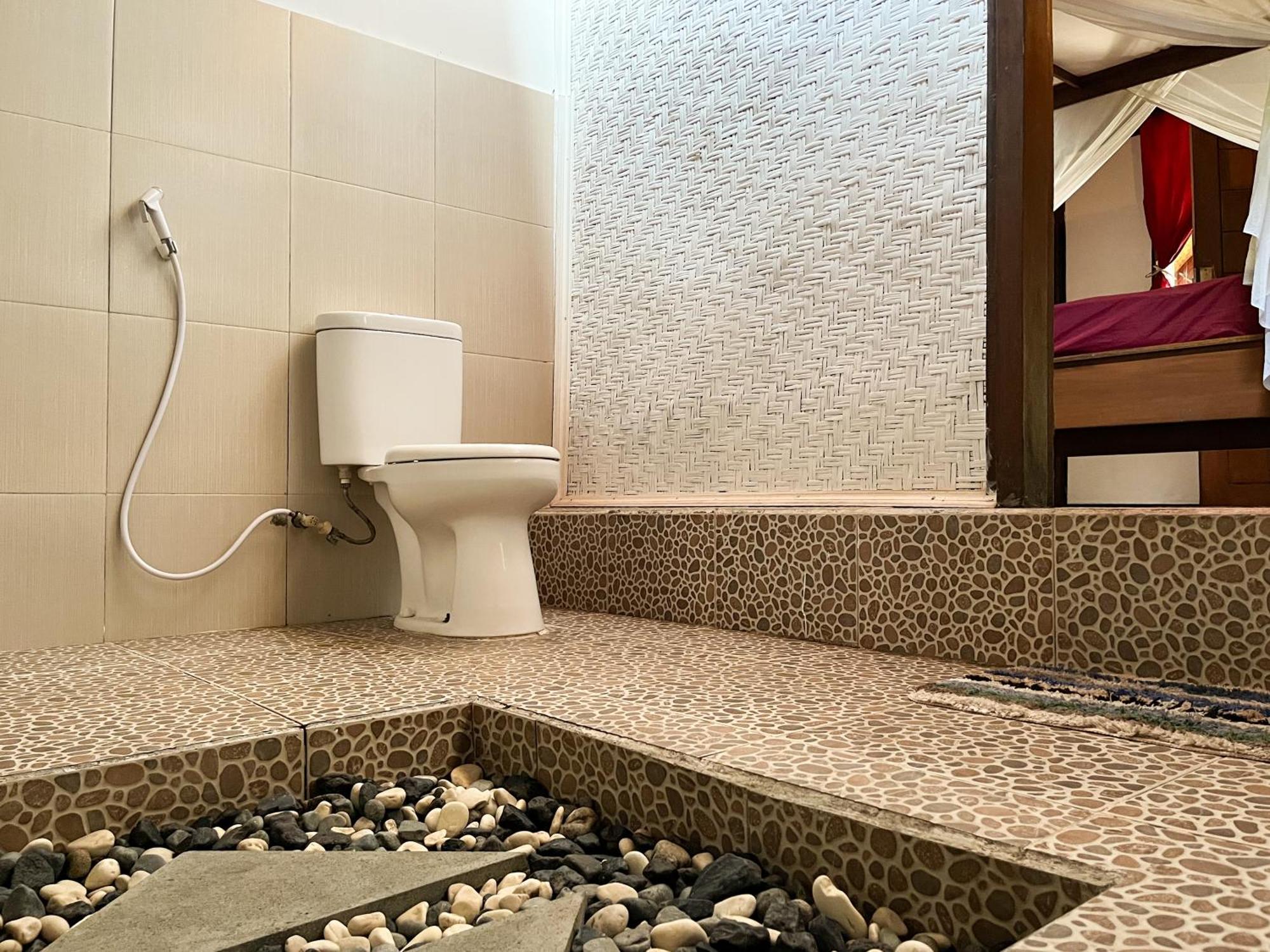 Little Bear Bungalows Gili Air Ngoại thất bức ảnh